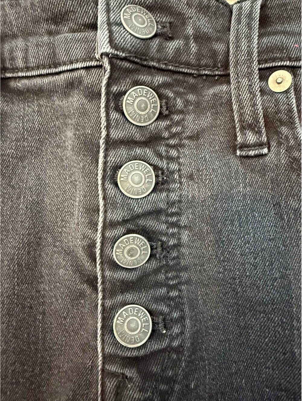 Madewell Black Wash Denim Cut Off Shorts Size 29 - Picture 2 of 5